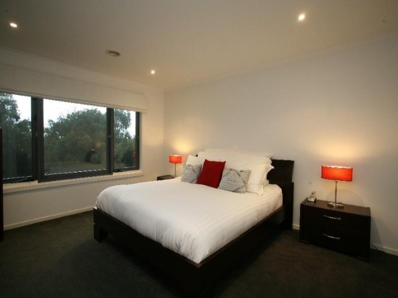 97 Fairway Drive, Rowville VIC 3178