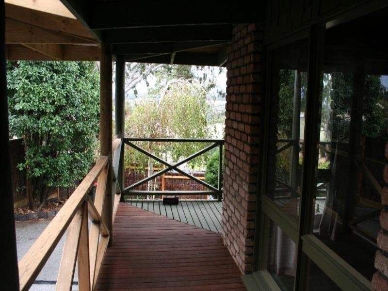 8 Alvanley Court, Mulgrave VIC 3170