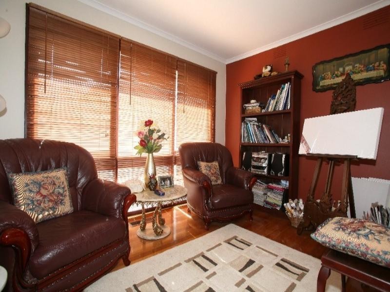 8 Admirala Avenue, Dandenong North VIC 3175