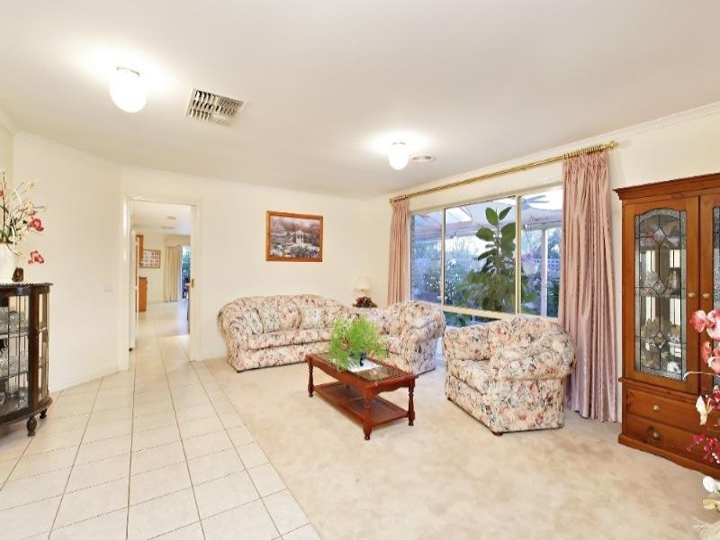 7 Harptree Close, Rowville VIC 3178