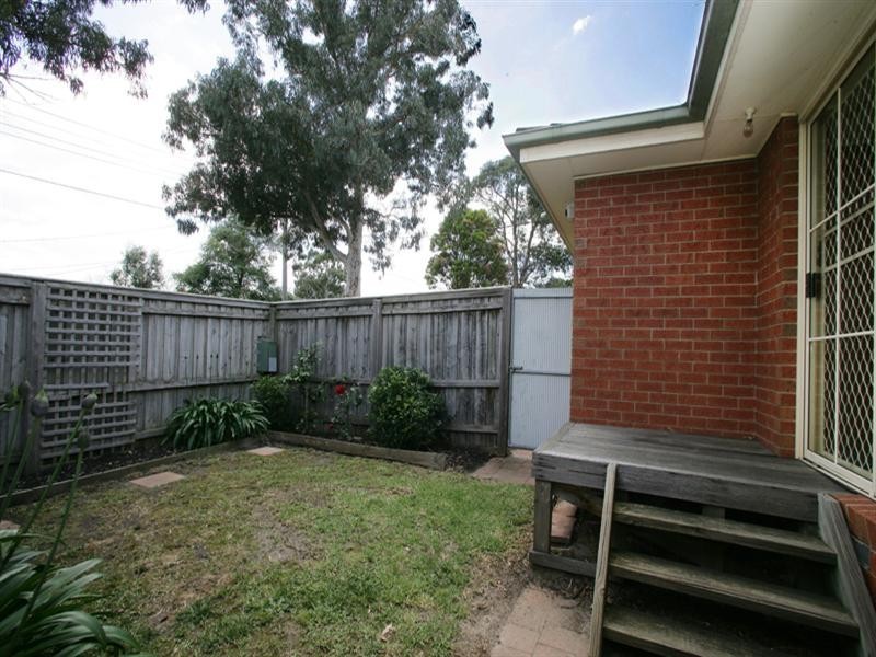 1/11 Lakeview Avenue, Rowville VIC 3178