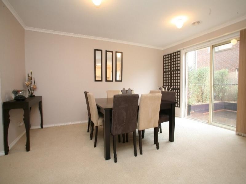 1/6-8 Canterbury Close, Rowville VIC 3178