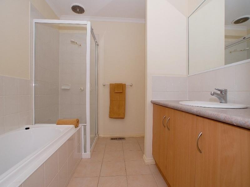 3/17 Lakeview Avenue, Rowville VIC 3178