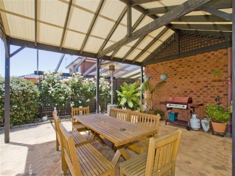 13 Landsborough Avenue, Rowville VIC 3178