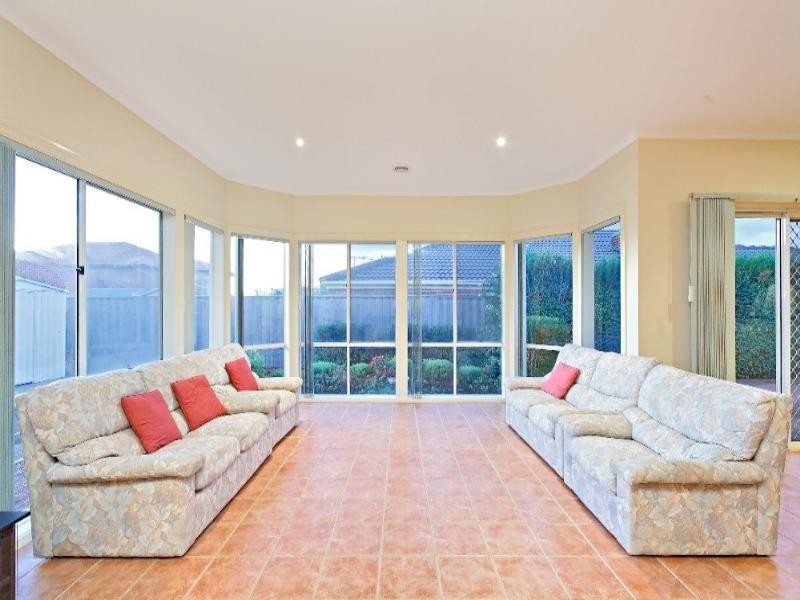 11 Joseph Court, Wantirna South VIC 3152