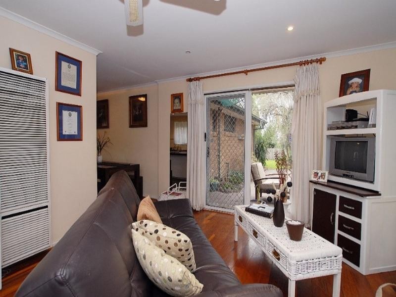 4 Avalon Road, Rowville VIC 3178
