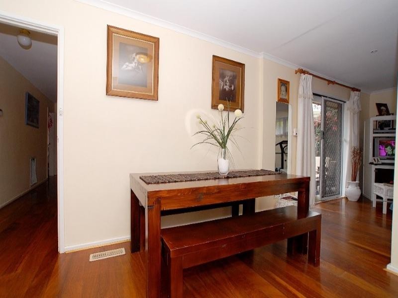 4 Avalon Road, Rowville VIC 3178