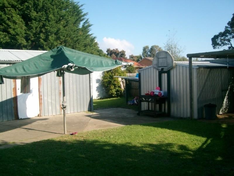 62 Brunnings Crescent, Frankston VIC 3199