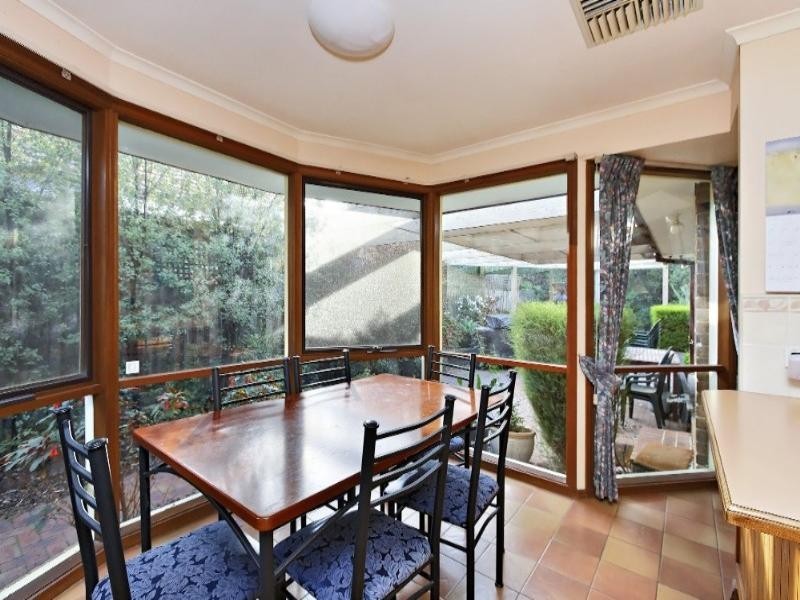 71 Debra Street, Rowville VIC 3178