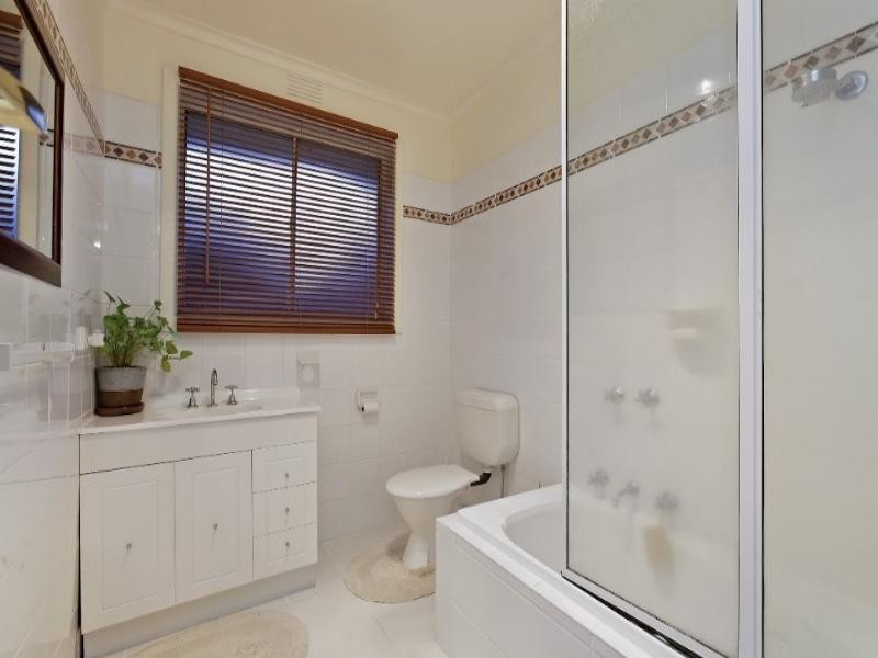 18 Golding Court, Scoresby VIC 3179