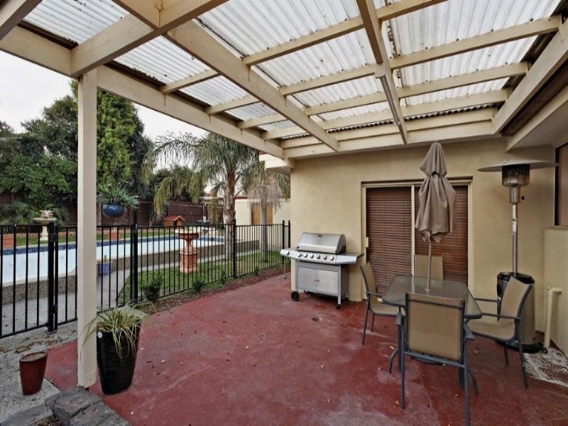 18 Golding Court, Scoresby VIC 3179