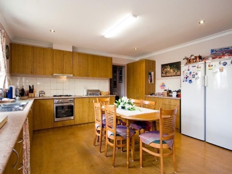 2 Elm Court, Scoresby VIC 3179