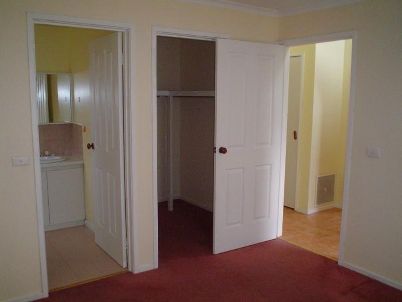 10 Cowin Close, Rowville VIC 3178