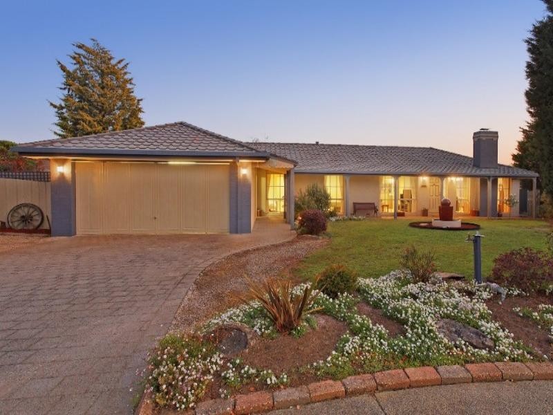 6 Morton Place, Rowville VIC 3178