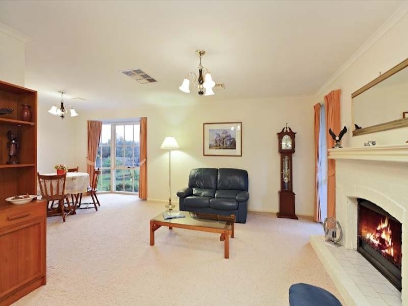 6 Morton Place, Rowville VIC 3178