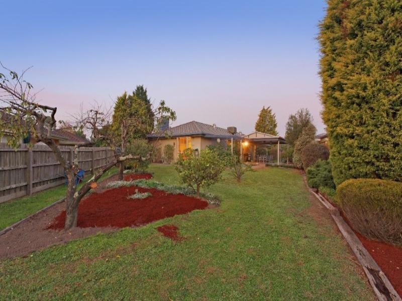 6 Morton Place, Rowville VIC 3178