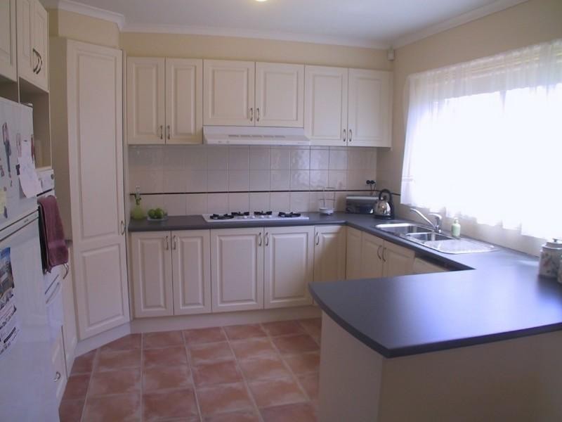 1/42 Woodside Drive, Rowville VIC 3178