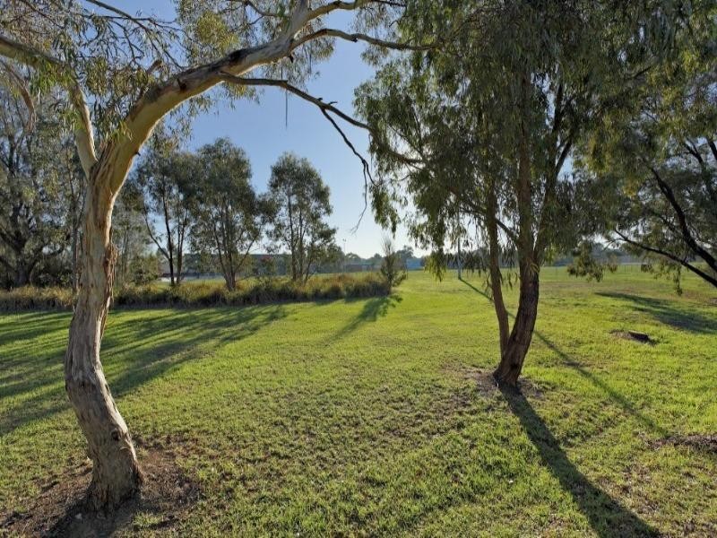 1515 Ferntree Gully Road, Knoxfield VIC 3180