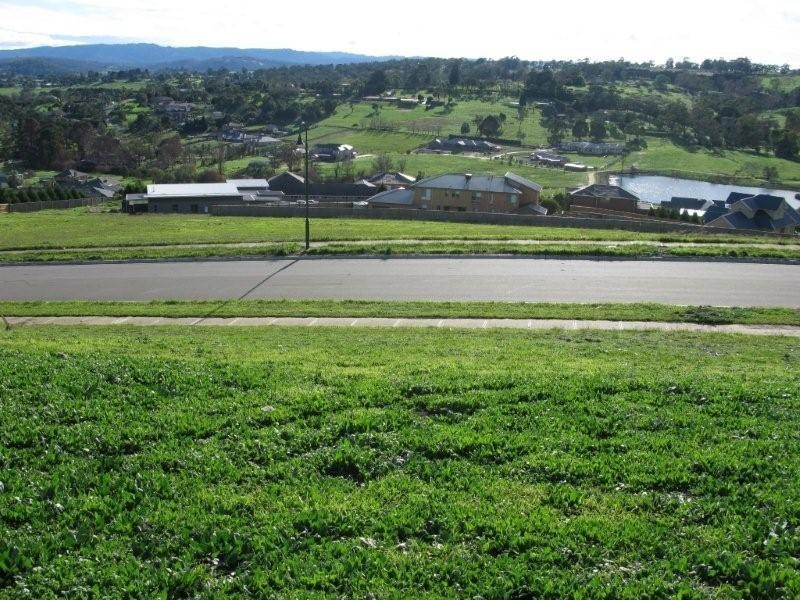 97 Brundrett Road, Narre Warren North VIC 3804
