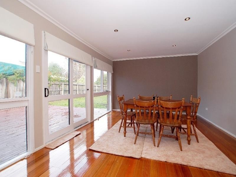 15 Fourth Avenue, Rowville VIC 3178