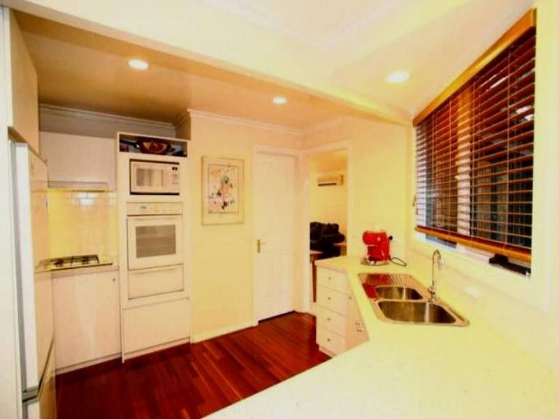 51 Simon Avenue, Rowville VIC 3178