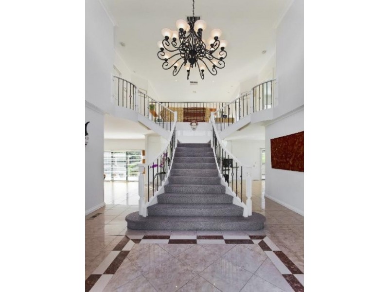 55 Parkside Boulevard, Lysterfield South VIC 3156