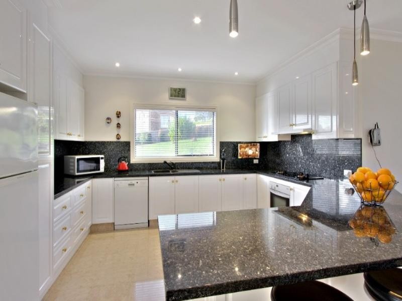 55 Parkside Boulevard, Lysterfield South VIC 3156