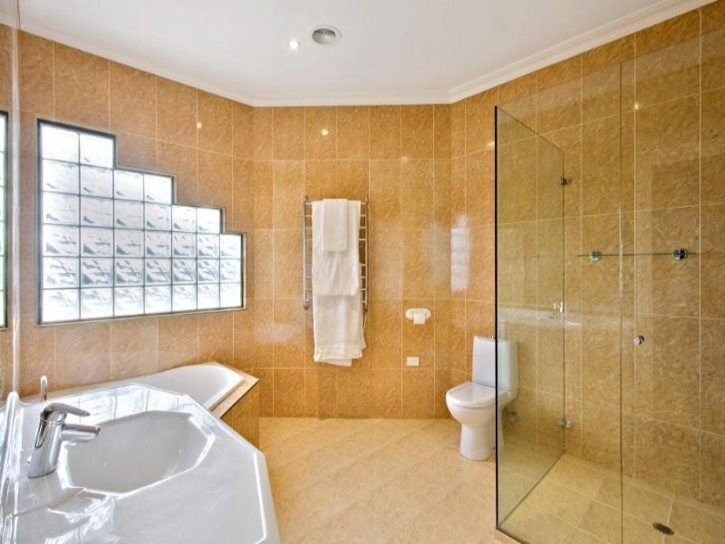 55 Parkside Boulevard, Lysterfield South VIC 3156