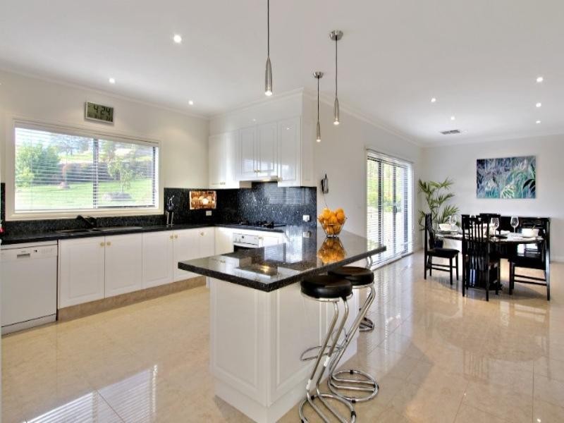 55 Parkside Boulevard, Lysterfield South VIC 3156