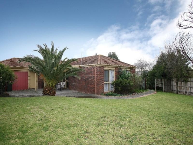 16 Sunshine Street, Rowville VIC 3178