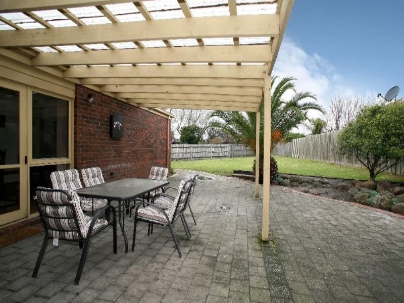 16 Sunshine Street, Rowville VIC 3178