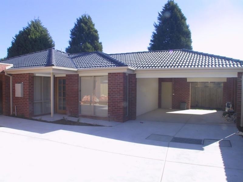 2/260 Dandelion Drive, Rowville VIC 3178