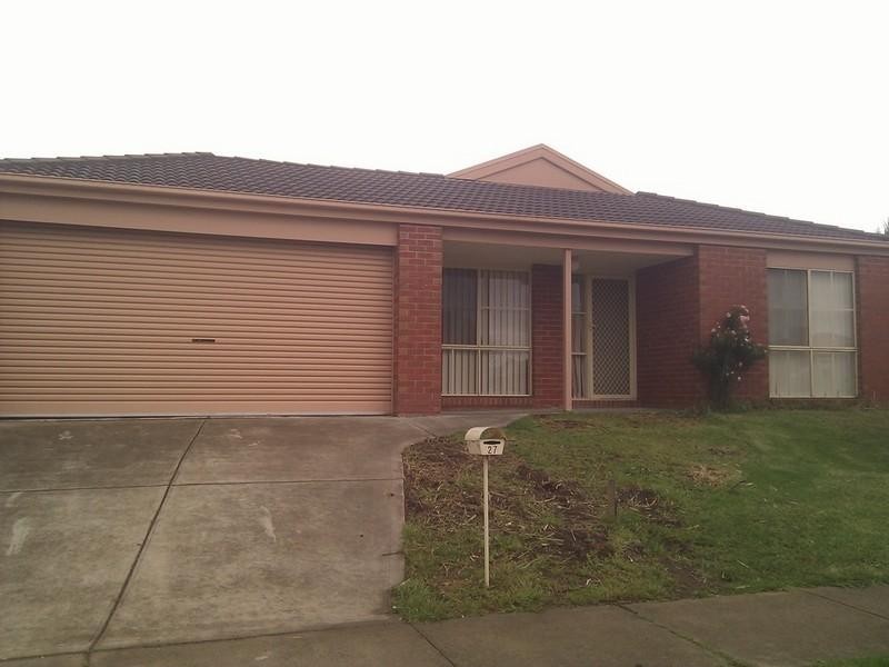 27 Shaftsbury Avenue, Berwick VIC 3806