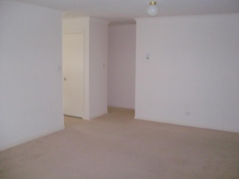 27 Shaftsbury Avenue, Berwick VIC 3806