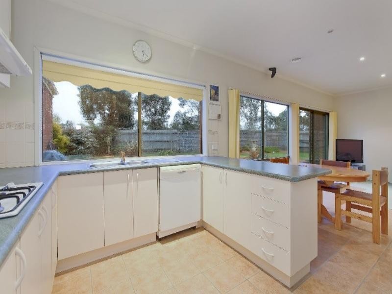 20 Garland Rise, Rowville VIC 3178