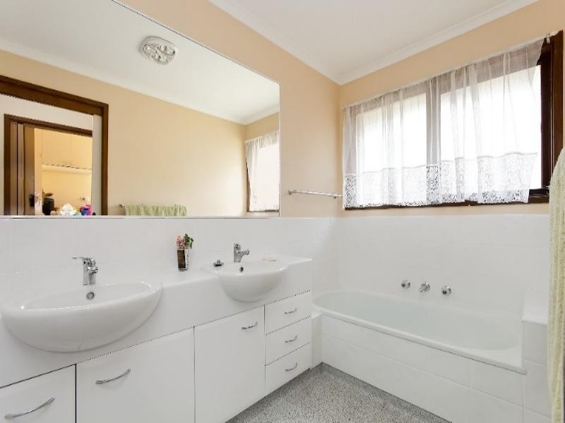 80 Loch Road, Dandenong North VIC 3175