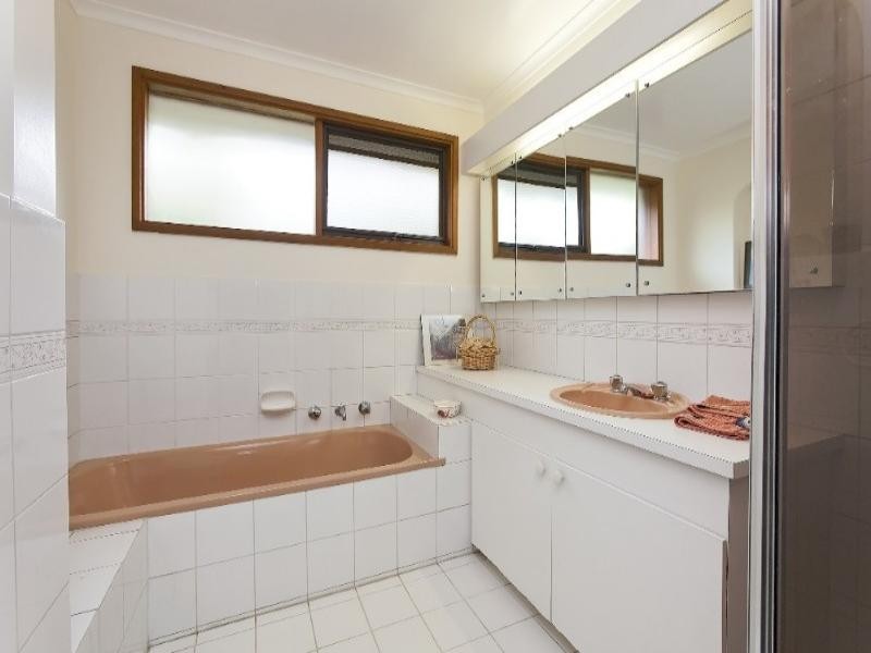 66 George Street, Scoresby VIC 3179