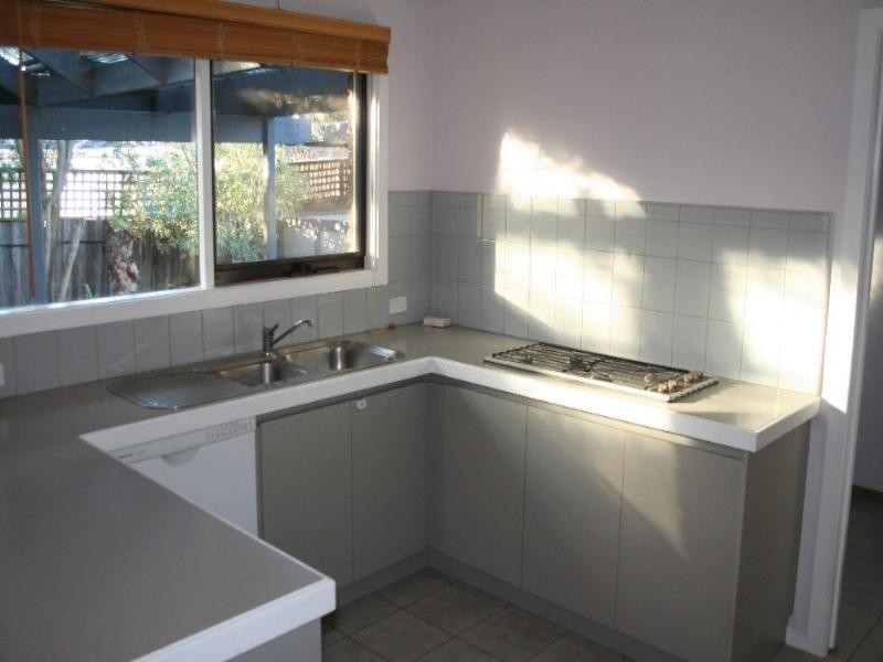 76 Balladonia Road, Rowville VIC 3178