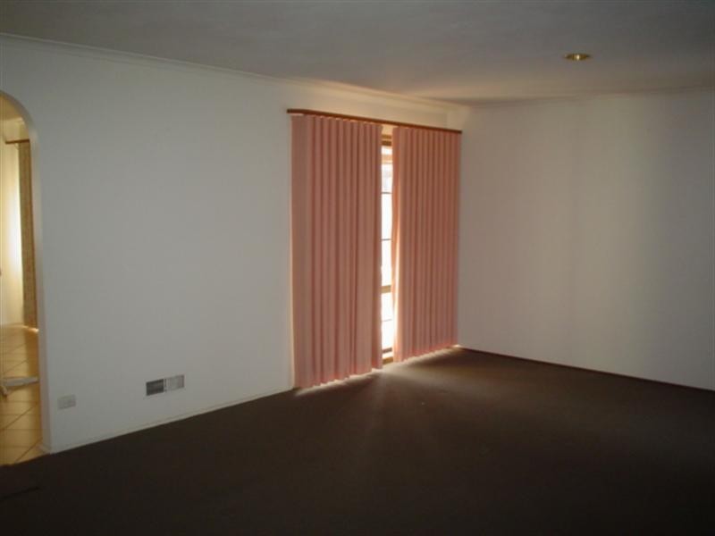 61 Balladonia Road, Rowville VIC 3178