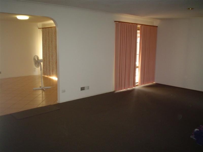 61 Balladonia Road, Rowville VIC 3178