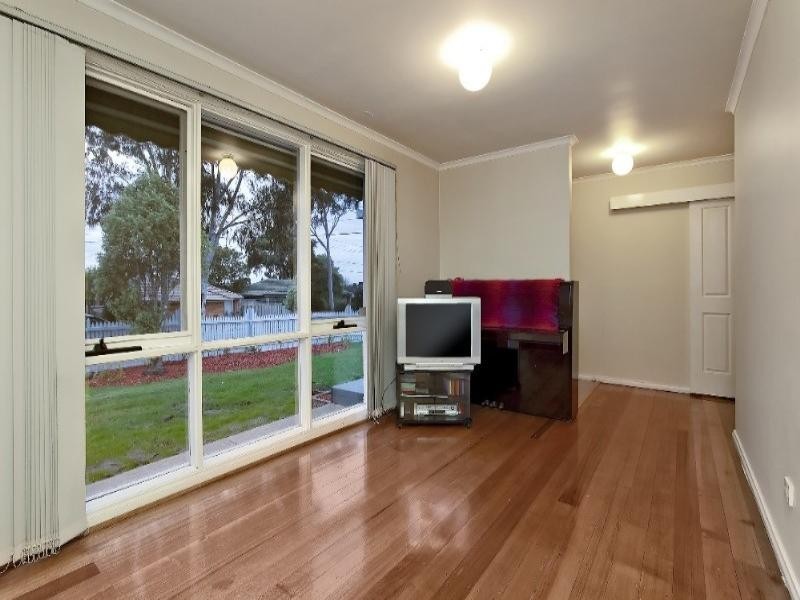 17 Drummond Crescent, Rowville VIC 3178