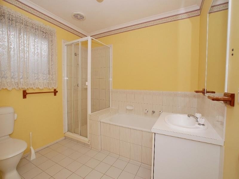 8 Marmont Place, Lysterfield VIC 3156