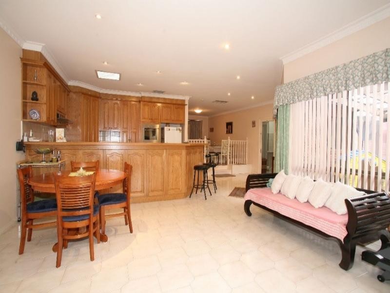22 Salerno Way, Rowville VIC 3178