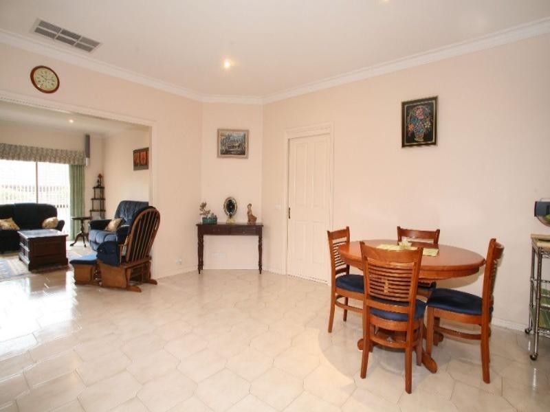 22 Salerno Way, Rowville VIC 3178