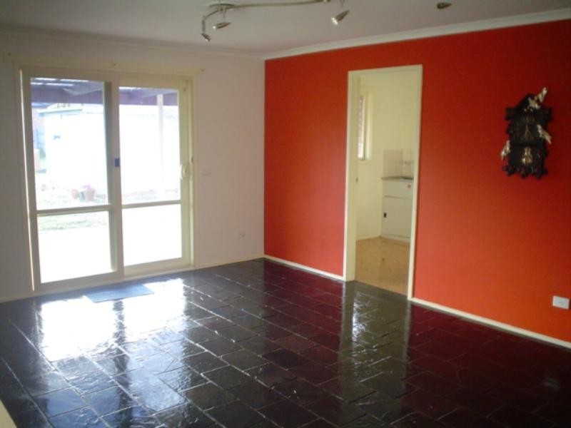 96 Lakeview Avenue, Rowville VIC 3178