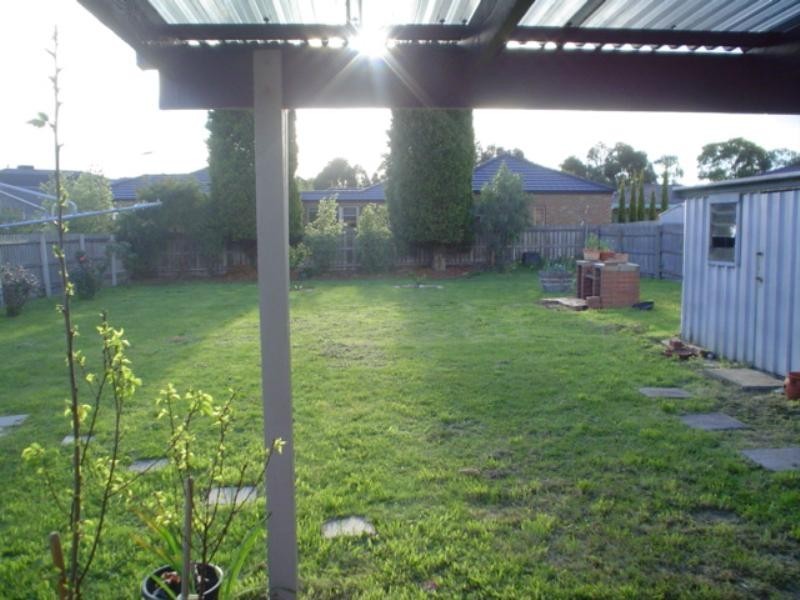 96 Lakeview Avenue, Rowville VIC 3178