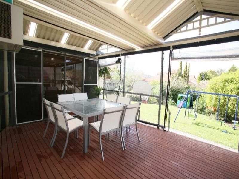 28 Dandelion Drive, Rowville VIC 3178