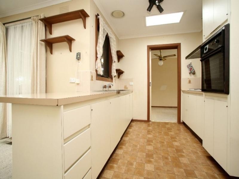 14 Kedleston Way, Rowville VIC 3178