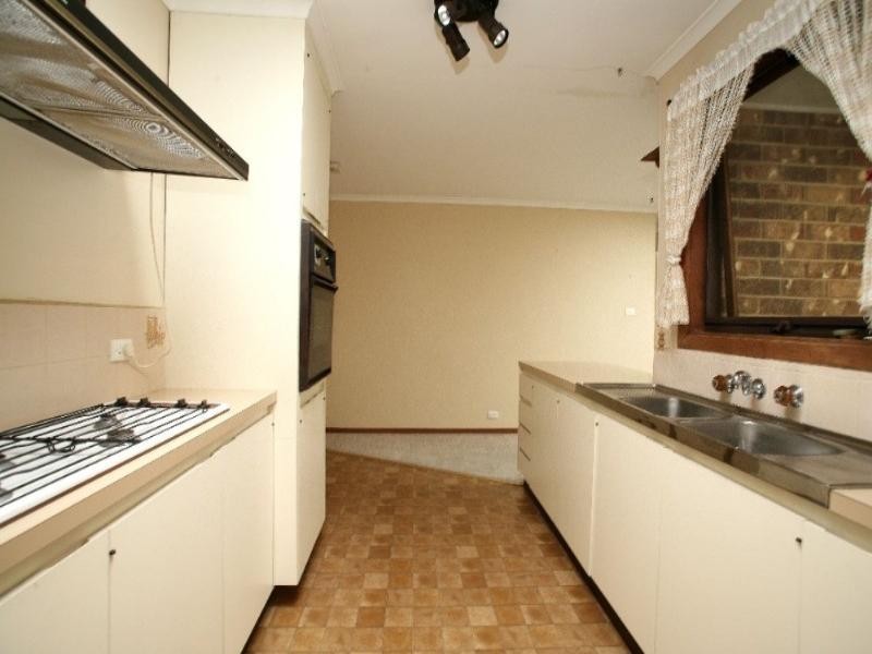 14 Kedleston Way, Rowville VIC 3178