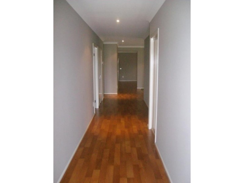 12 Bluemist Circuit, Lyndhurst VIC 3975